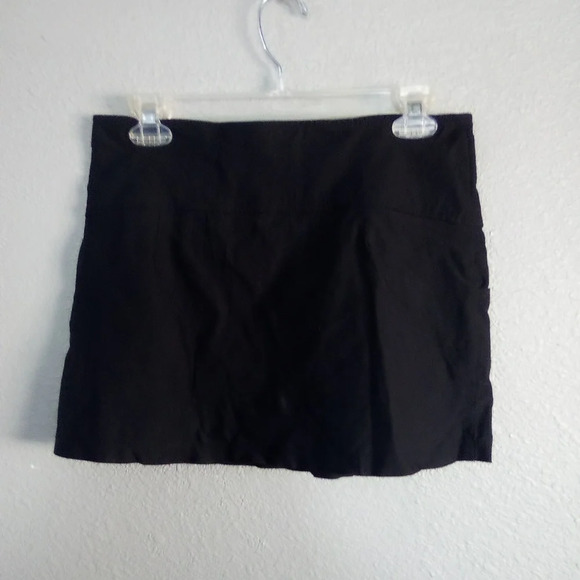 Mini skirt size medium ( box BH ) - Picture 2 of 2